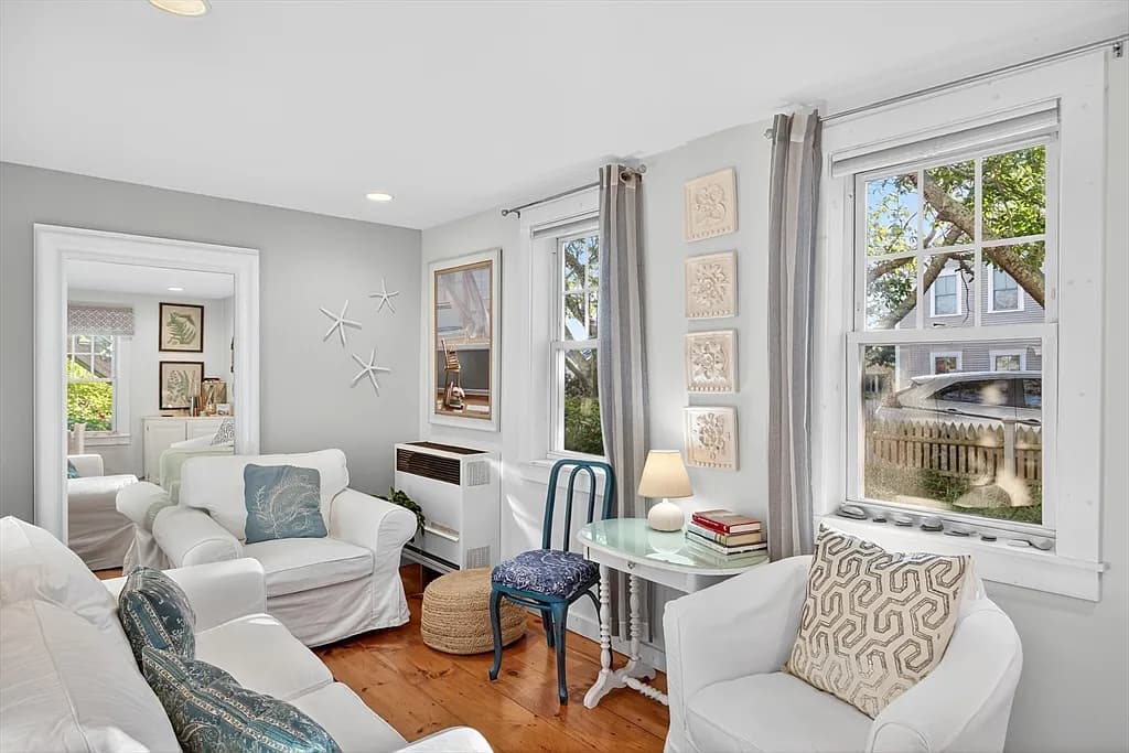 10-10 Bradford St #A - Photo 2