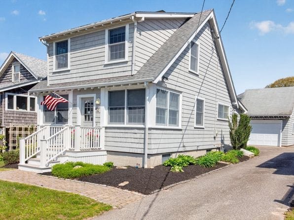 52 Circuit Ave