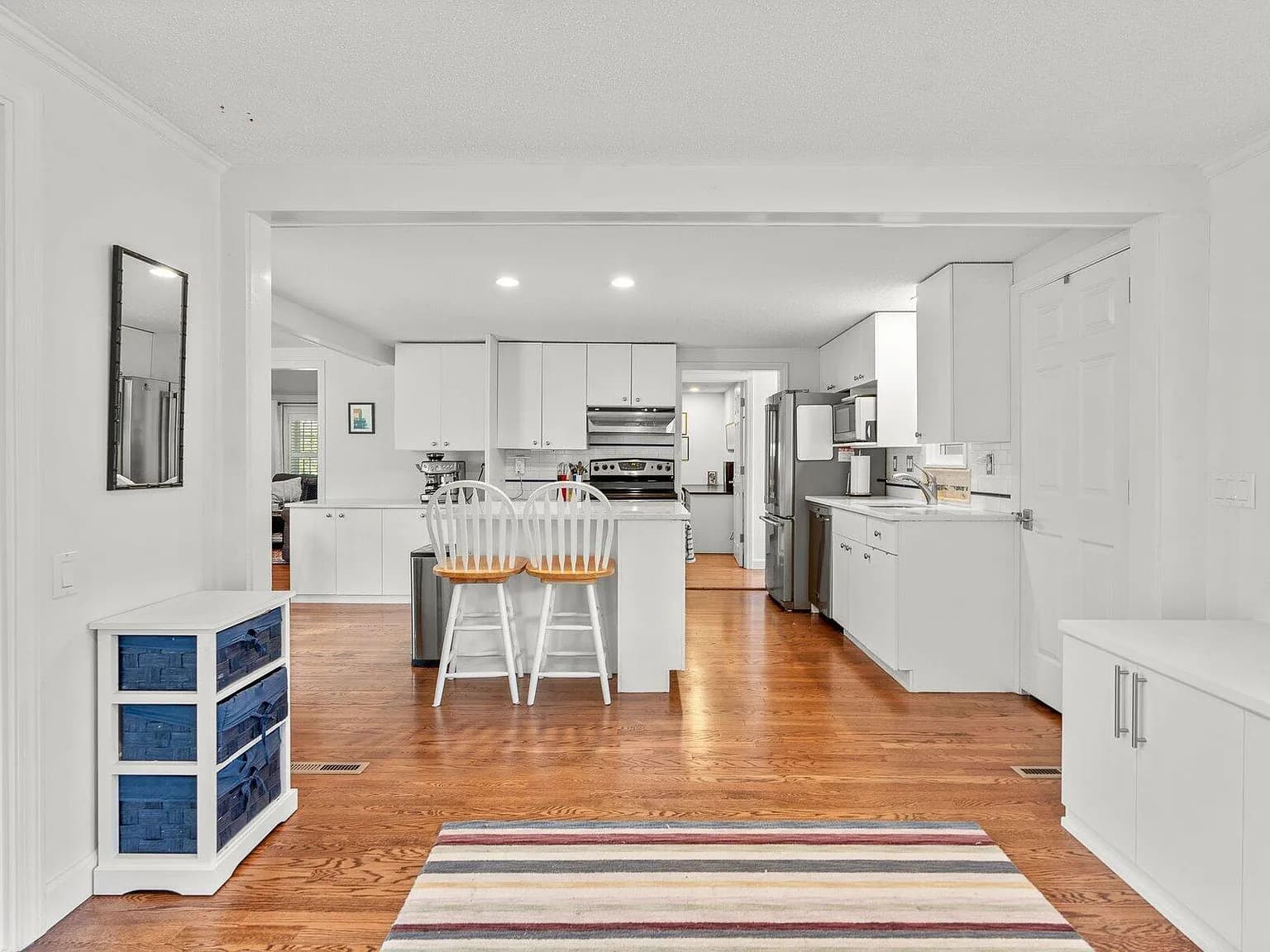 864 W Yarmouth Road - Photo 6