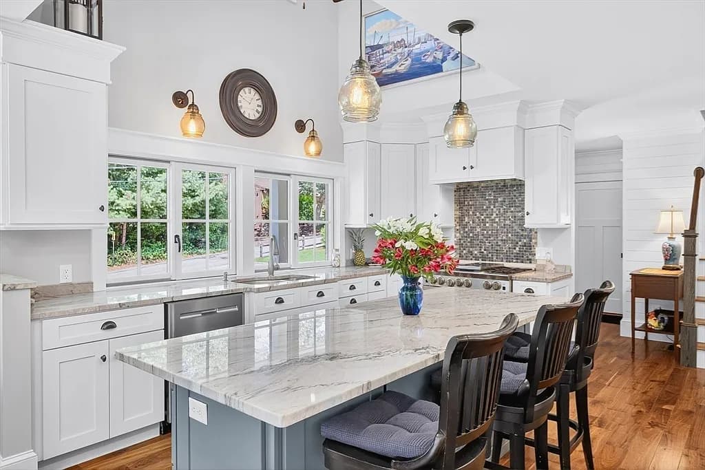 105 Bay Rd - Photo 4