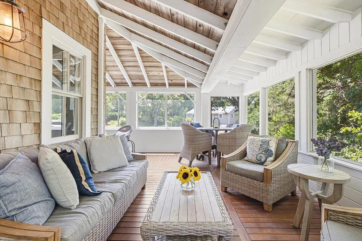 7 Brenton Road - Photo 4