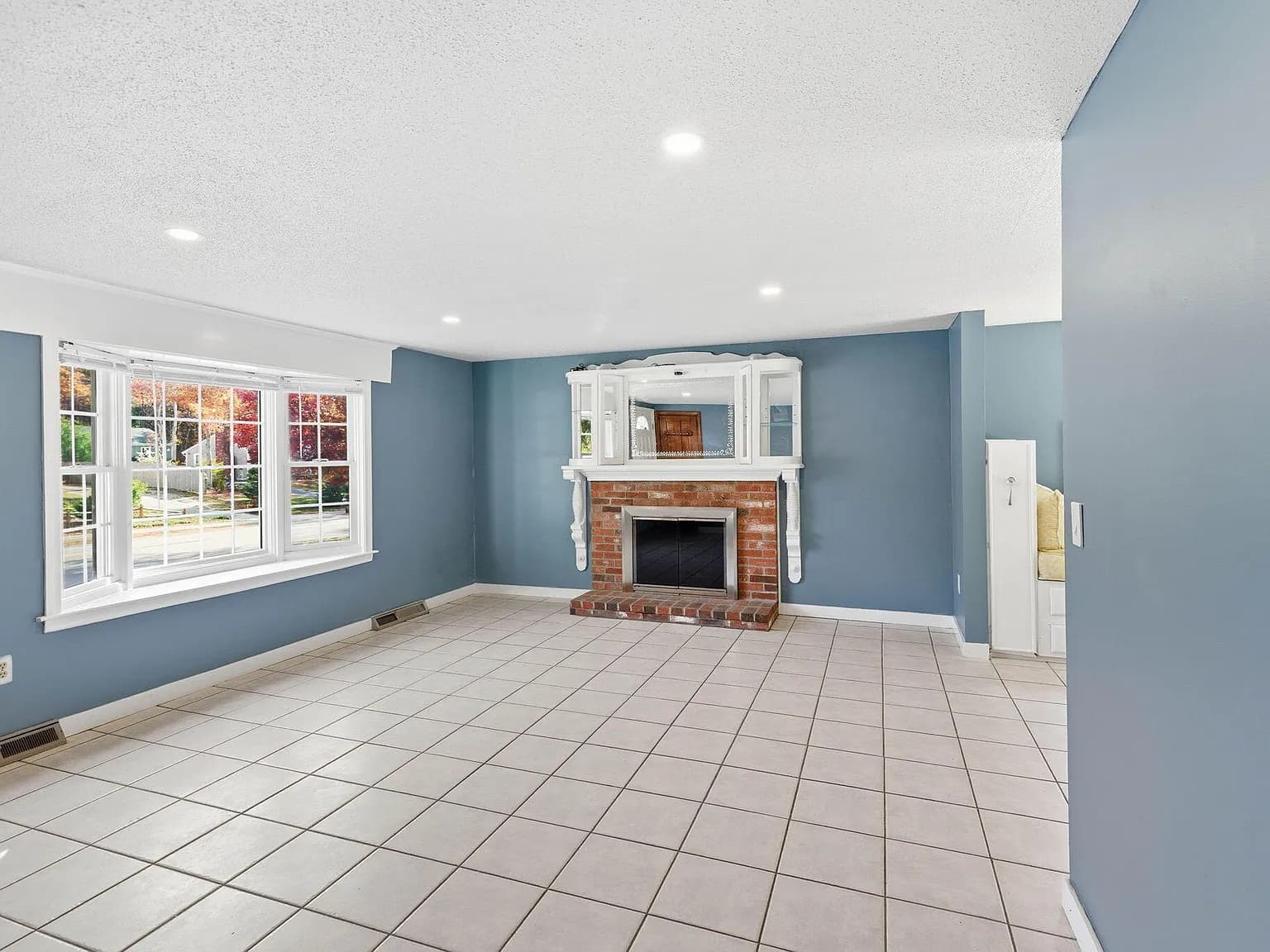 544 Cotuit Road - Photo 4