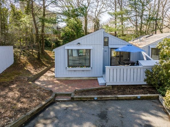 251 Shore Drive UNIT D1