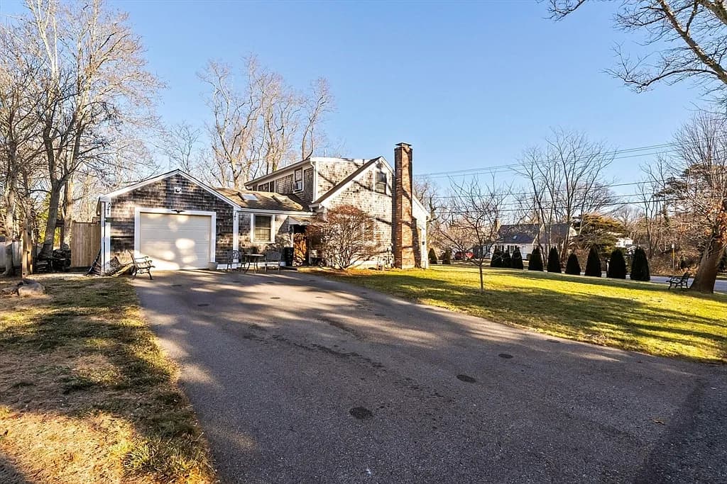 25 Union St - Photo 1