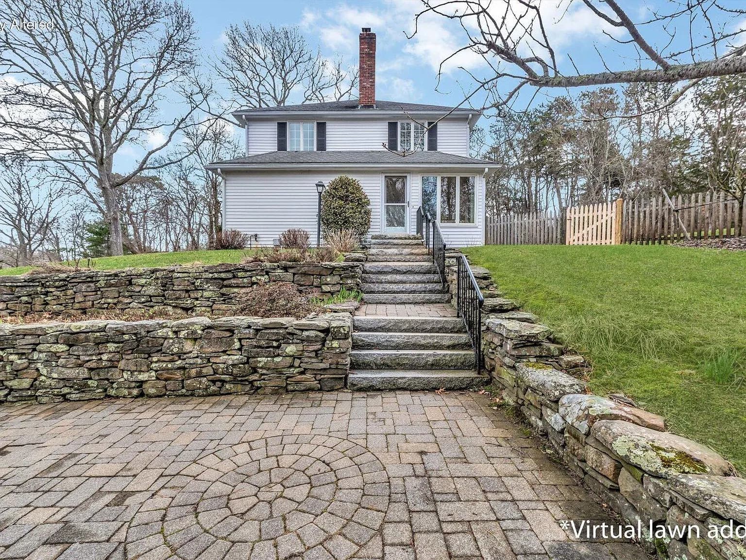 20 Howland Lane - Photo 3