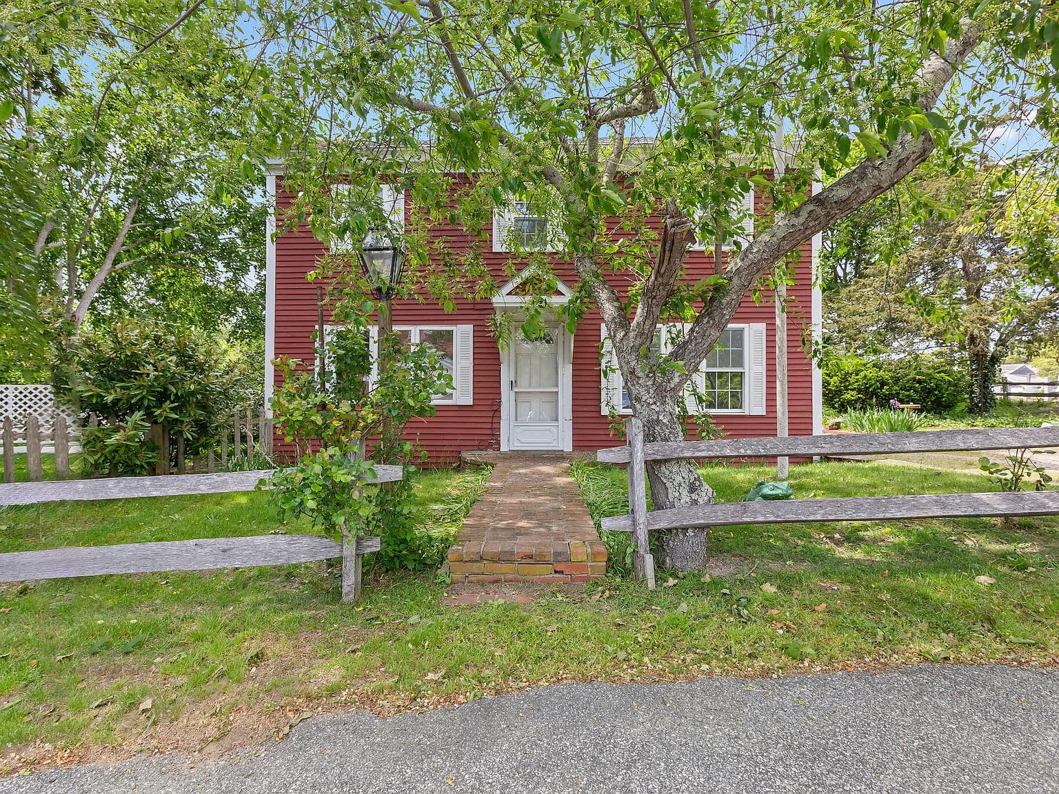 22 Browne Street - Photo 2