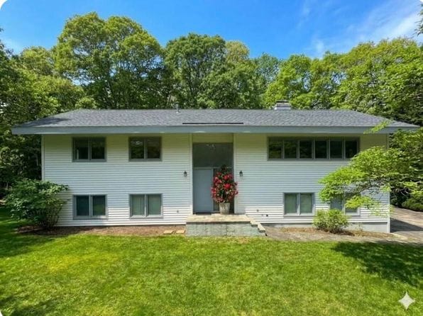 146 Hillside Drive
