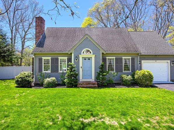 27 Dogwood Drive