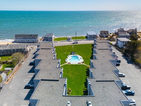 112 Old Wharf Road APT C1