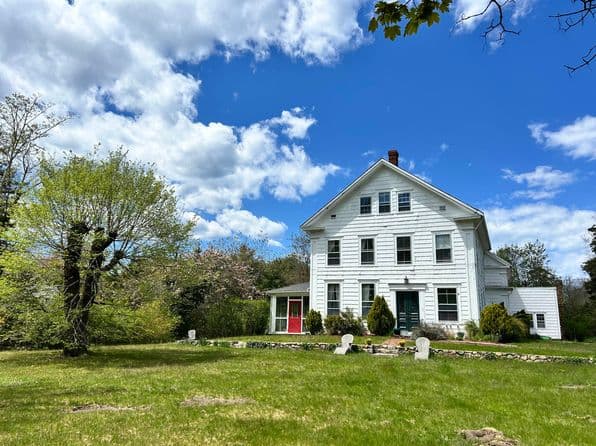 946 Main Street, Dennis