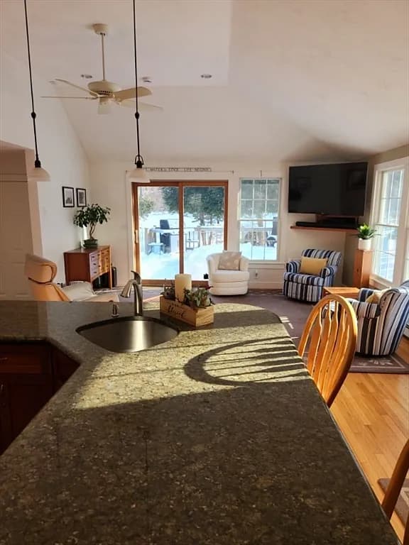 52 Old Colony Dr - Photo 4