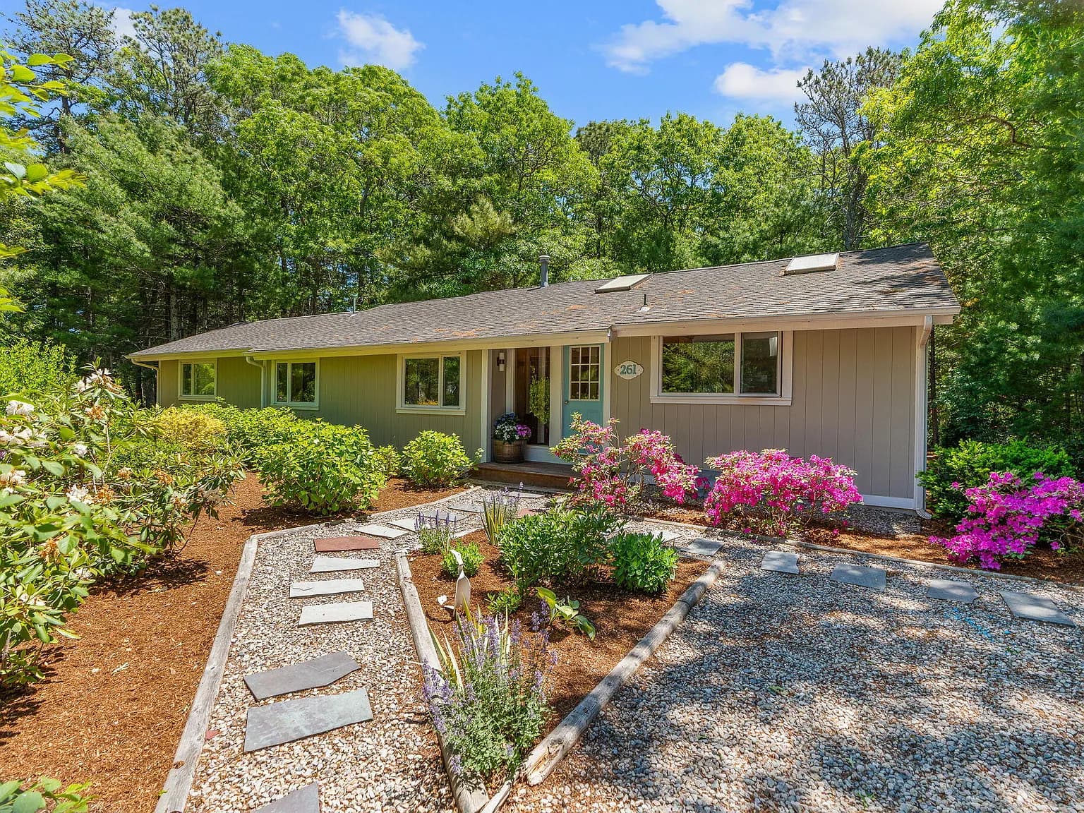 261 Fells Pond Road - Photo 2