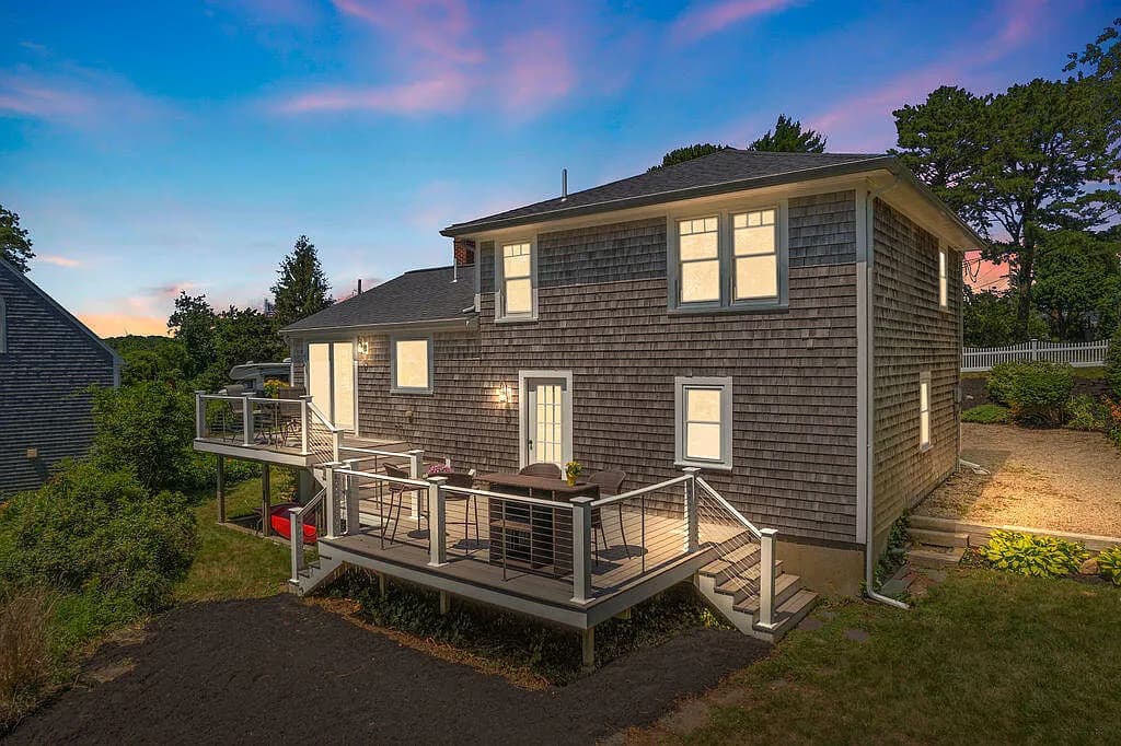 20 Burg Avenue - Photo 4