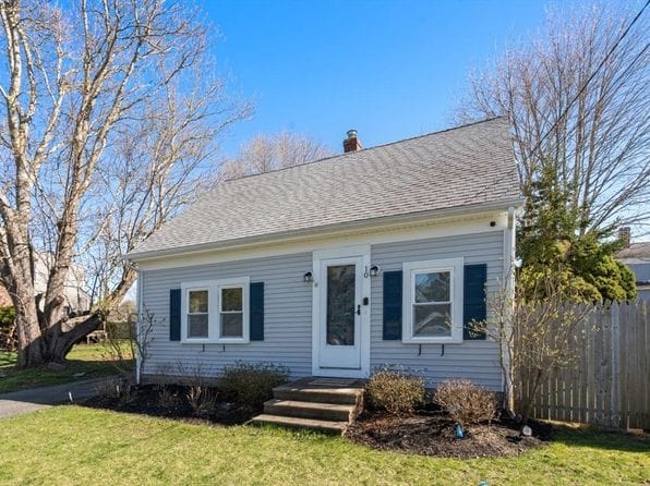 10 Trenton St