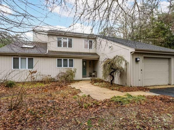 303 Turtleback Road
