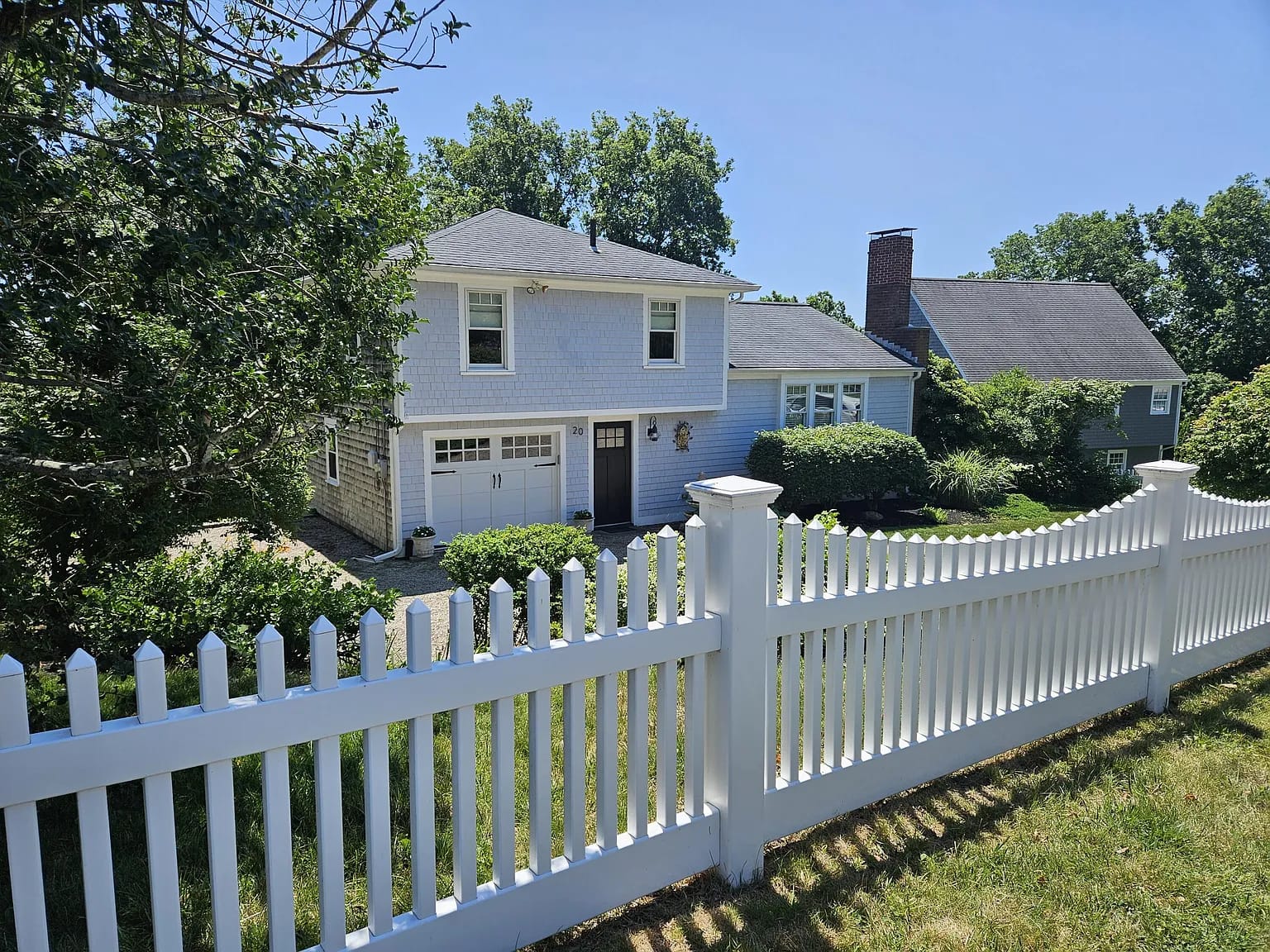 20 Burg Avenue