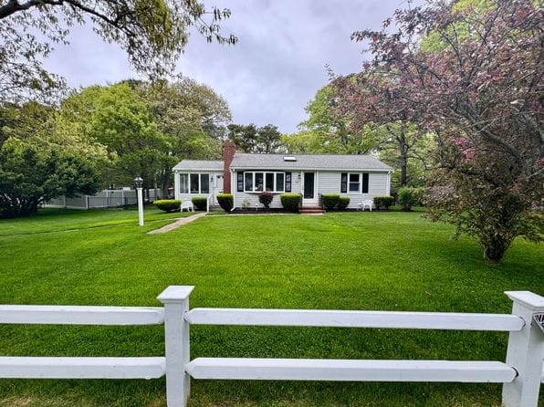 216 Cranberry Lane