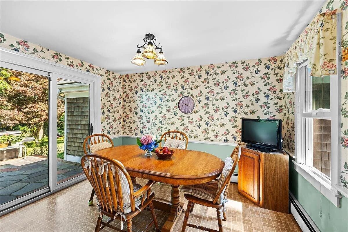 39 Coleridge Drive - Photo 4