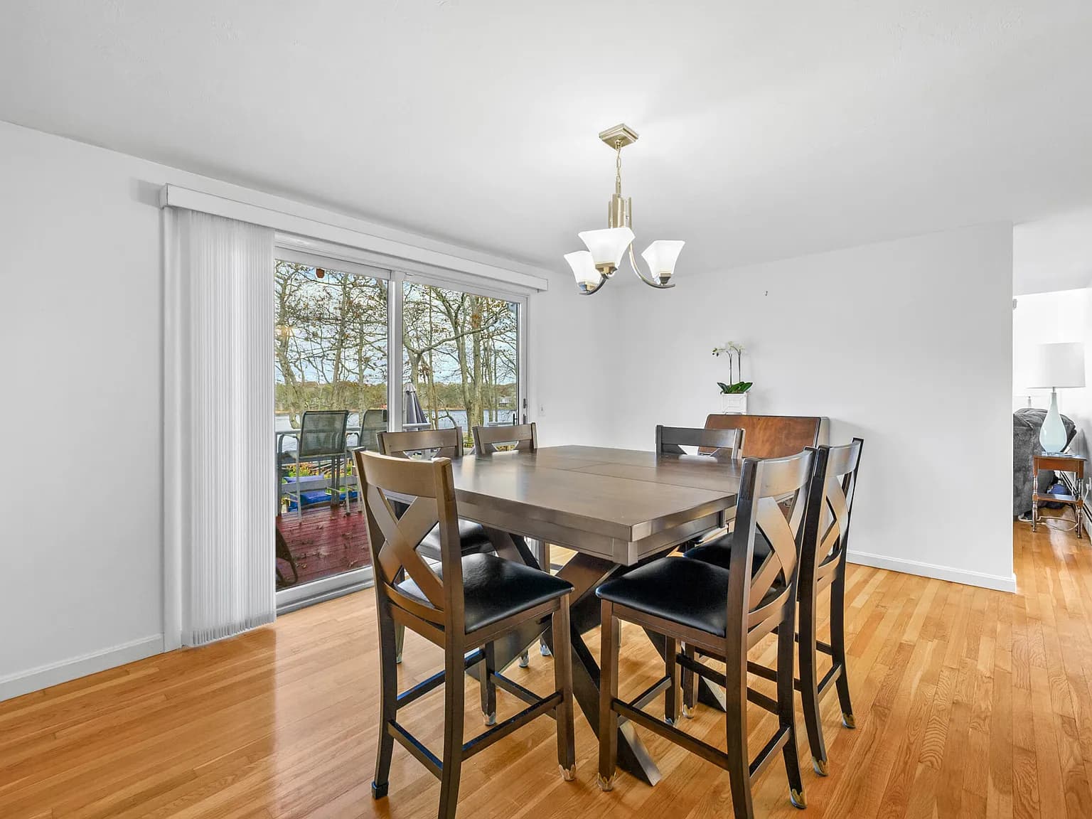 11 Elizabeth Lane - Photo 6