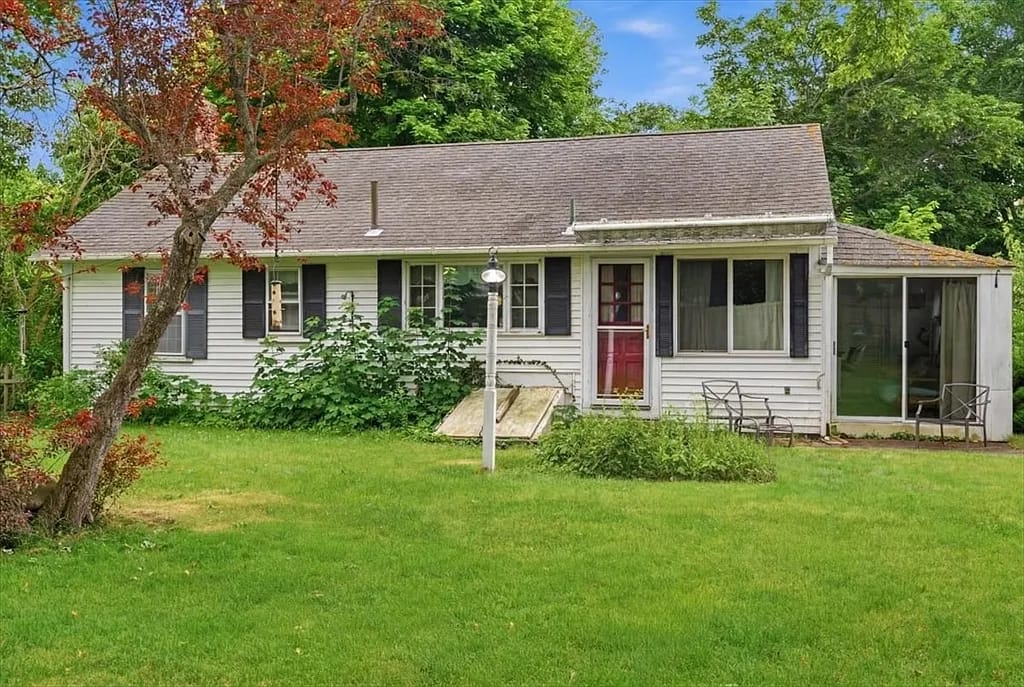 127 Pine Ave