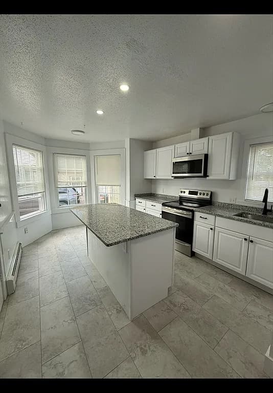 21 Pleasant St #8 - Photo 1