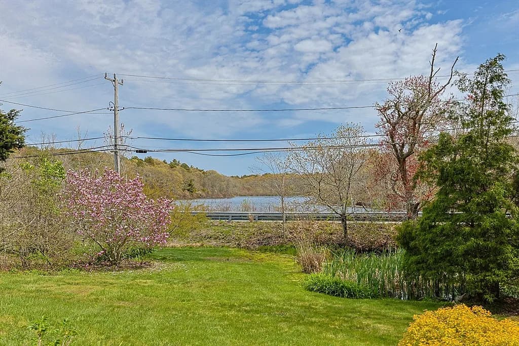 1120 Shore Rd - Photo 6