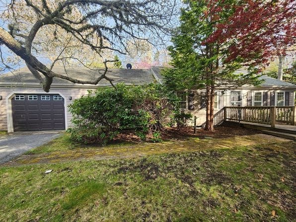 31 Tam O Shanter Way